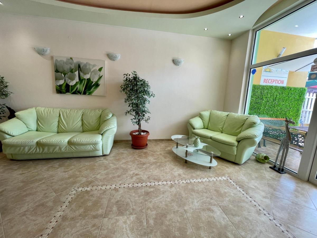 קיטן Family Hotel Avenue מראה חיצוני תמונה