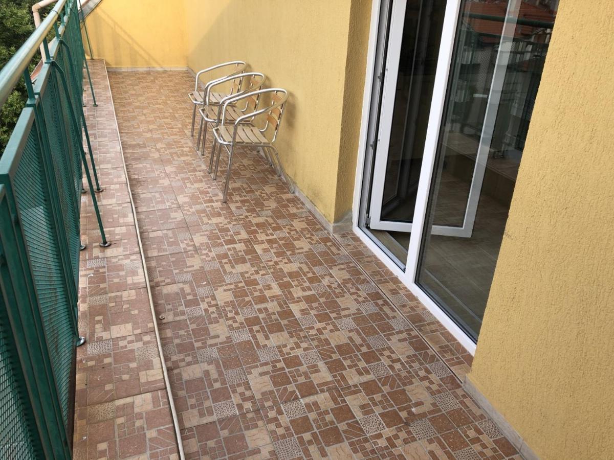 קיטן Family Hotel Avenue מראה חיצוני תמונה